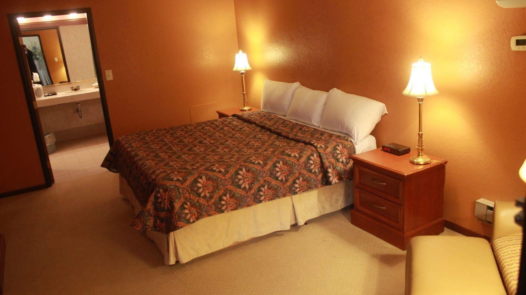 Shawano Four Seasons Resort Dış mekan fotoğraf
