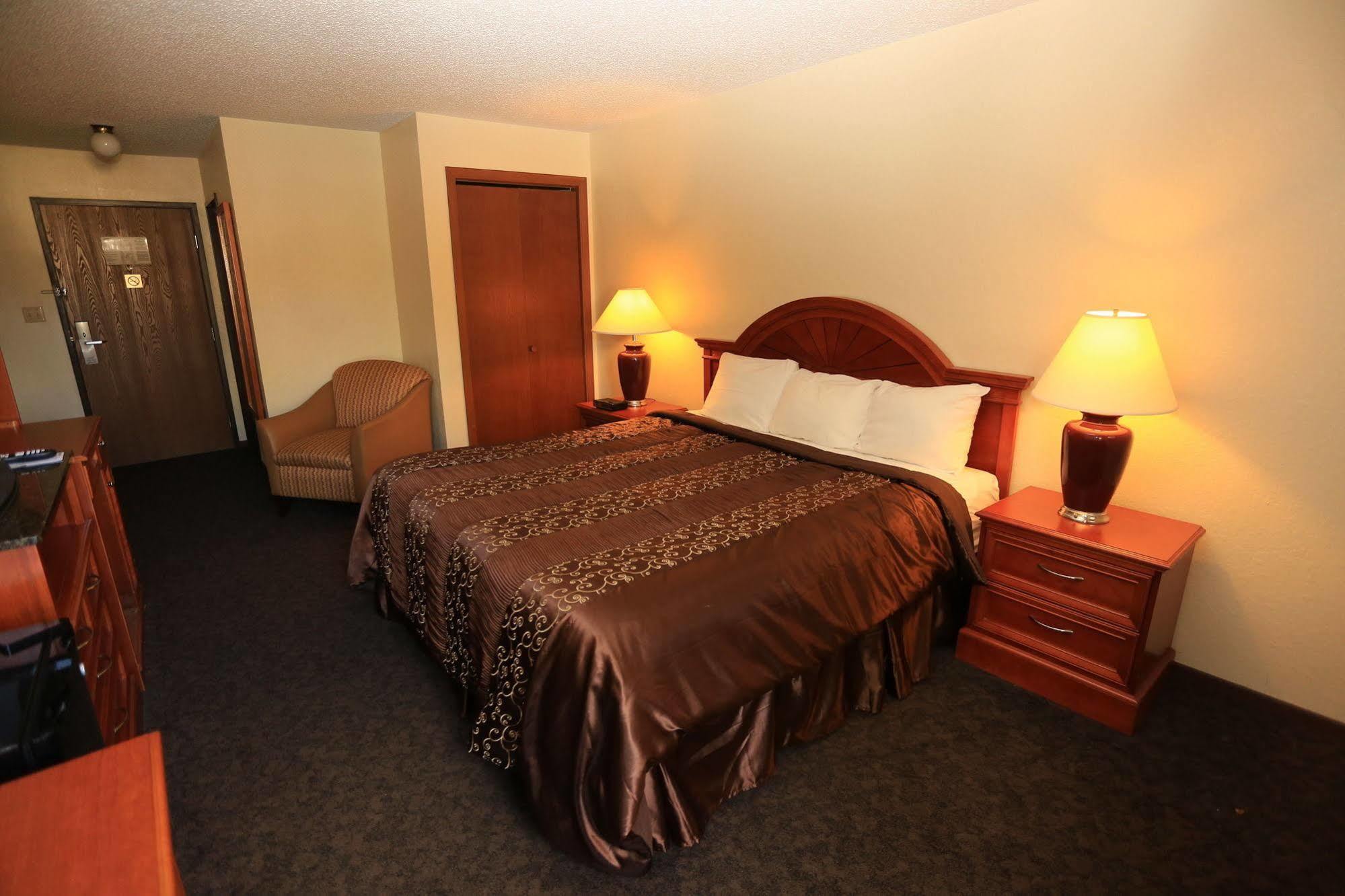 Shawano Four Seasons Resort Dış mekan fotoğraf