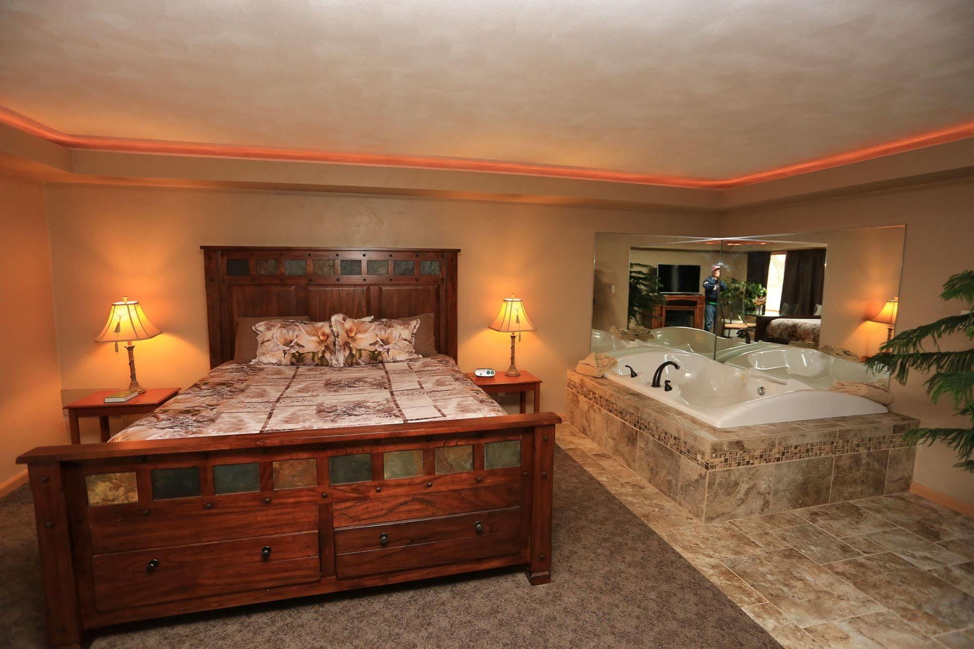 Shawano Four Seasons Resort Dış mekan fotoğraf
